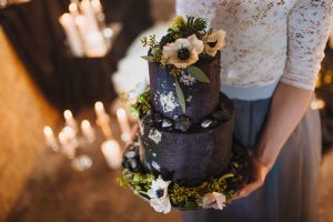Black and white wedding cake ideas (4) - Weddo Agency