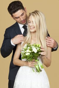 Black and white wedding bouquets ideas (4) - Weddo Agency
