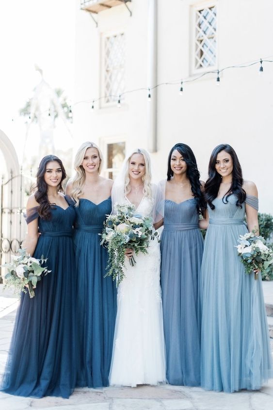 How-to-have-a-magnificent-navy-blue-wedding-theme