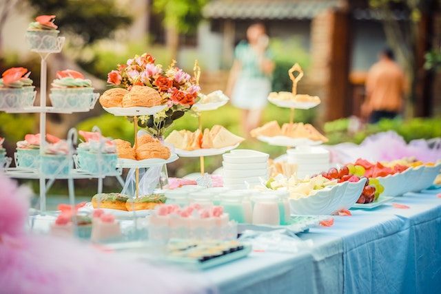 1.-Weddings-in-Spain-–-rituals-and-traditions-that-you-should-consider-for-the-big-day_Spanish-candy-bar