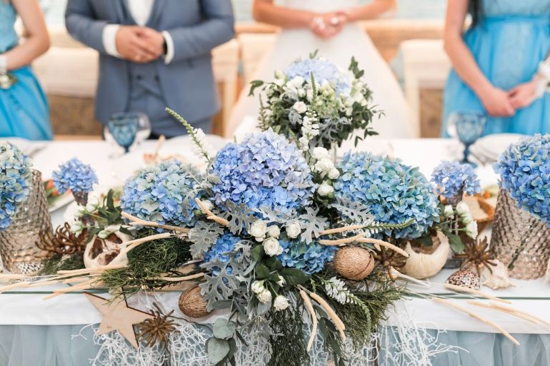 Bridgerton-wedding-wedding-reception-flowers