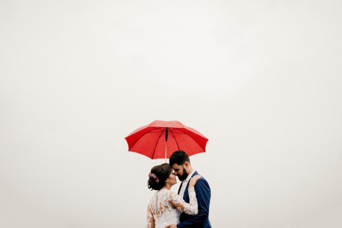 Rain on wedding day – what does this mean and how can couples prepare in case of this weather phenomenon on the big day?